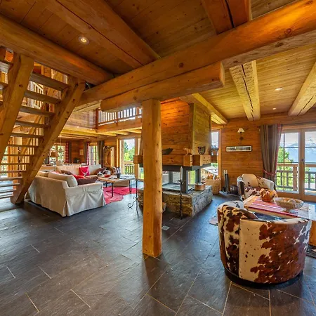 Valkyria Superbe Ski-in Ski-out בקתה